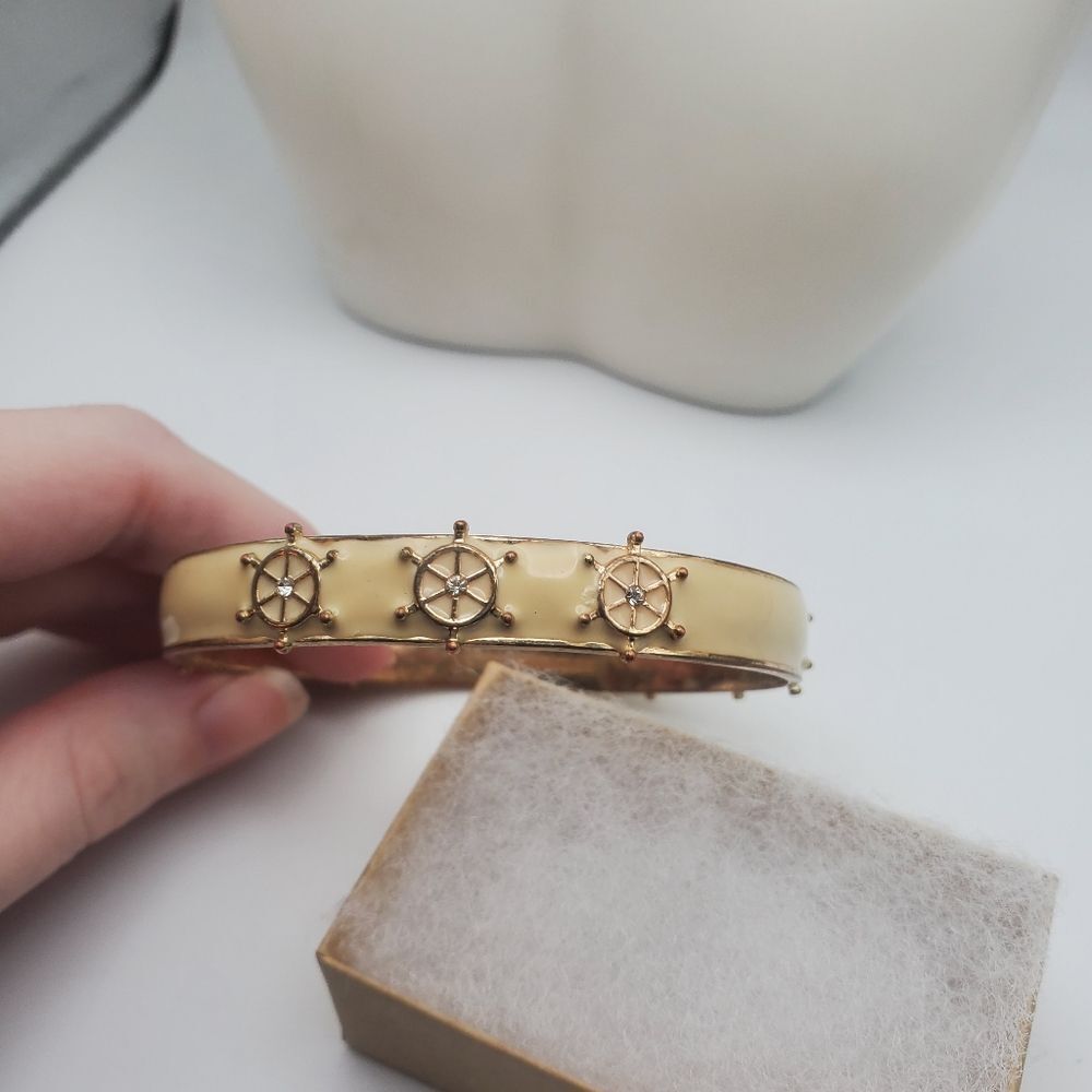 Sailors stearing wheel bracelet bangle in cream vintage piece B1012 - Picture 3 of 3